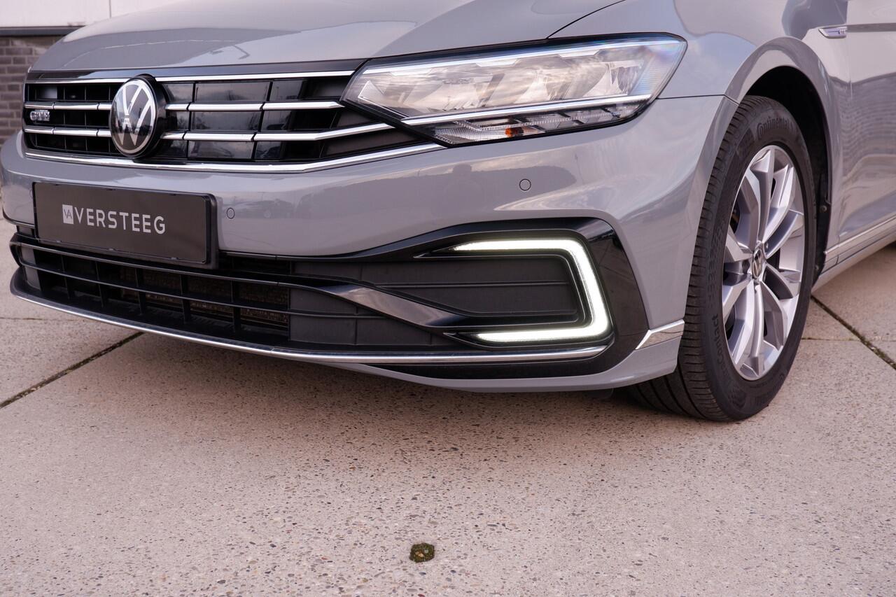 Volkswagen PASSAT Variant 1.4 TSI PHEV GTE Business | Elek Trekhaak | Virtual | LED | Camera | Carplay | Navi