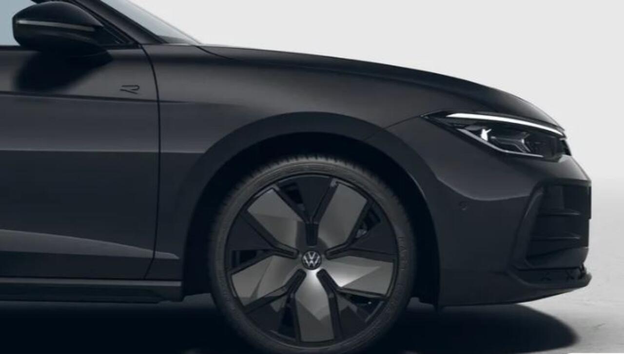 Volkswagen PASSAT Variant !!!¤ 5.000 Inruilpremie!!! 1.5 eHybrid R-Line Business *Black Style* !!!Profiteer ook van 5.000 euro inruilpremie!!!