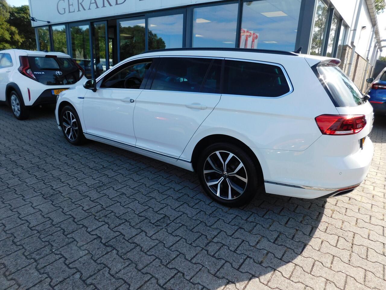 Volkswagen PASSAT Variant 1.4 TSI PHEV GTE Business, Acc, Camera,