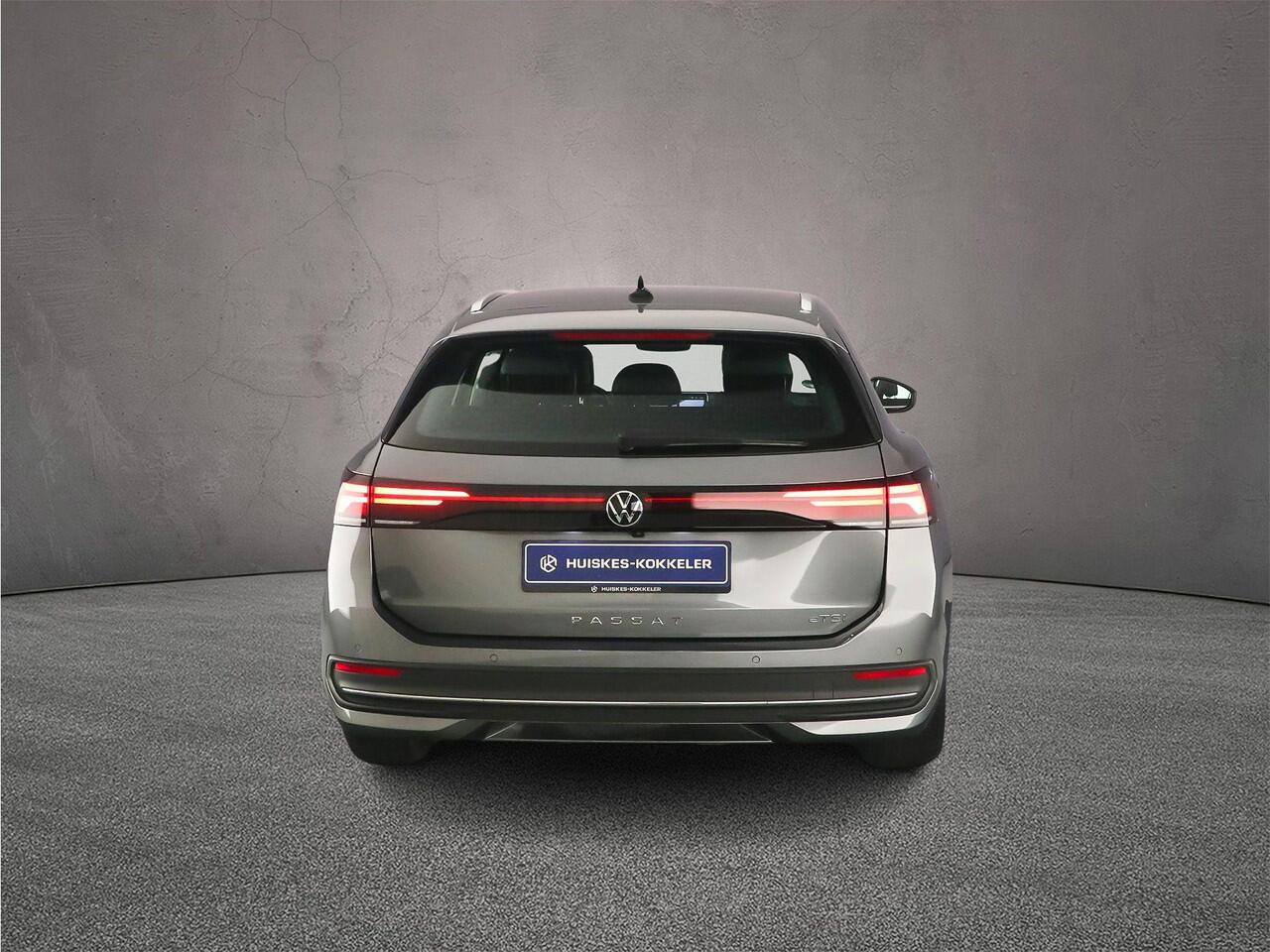 Volkswagen PASSAT Variant Business 1.5 eTSI 150pk DSG Automaat Trekhaak, Adaptive cruise control, Navigatie, Achteruitrijcamera, LED koplampen, Parkeersensoren