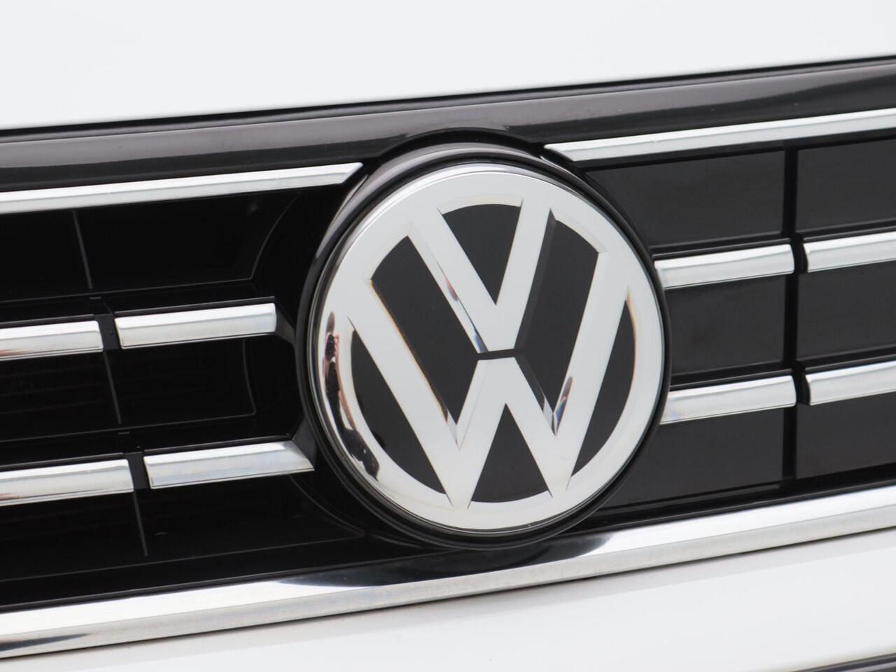 Volkswagen PASSAT Variant 1.4 TSi 218 Pk Automaat PHEV GTE Business | Adaptive Cruise | Camera | Trekhaak | Camera | Stoel Verwarming | Carplay | Navigatiesysteem | 18 Inch | 60.580 Km