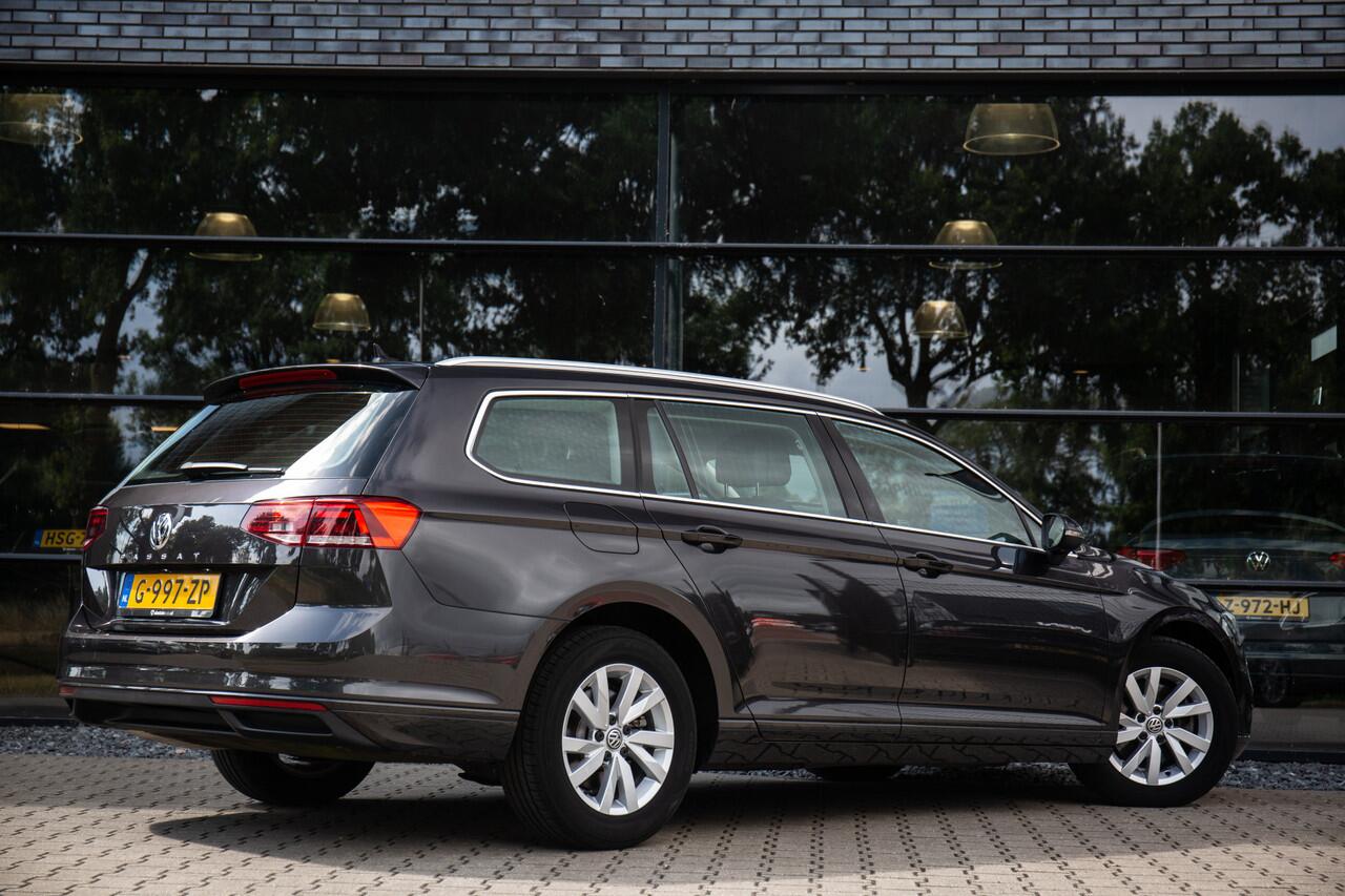 Volkswagen PASSAT Variant 1.5 TSI Comfort Business , Adaptive cruise, Carplay, Keyless entry,