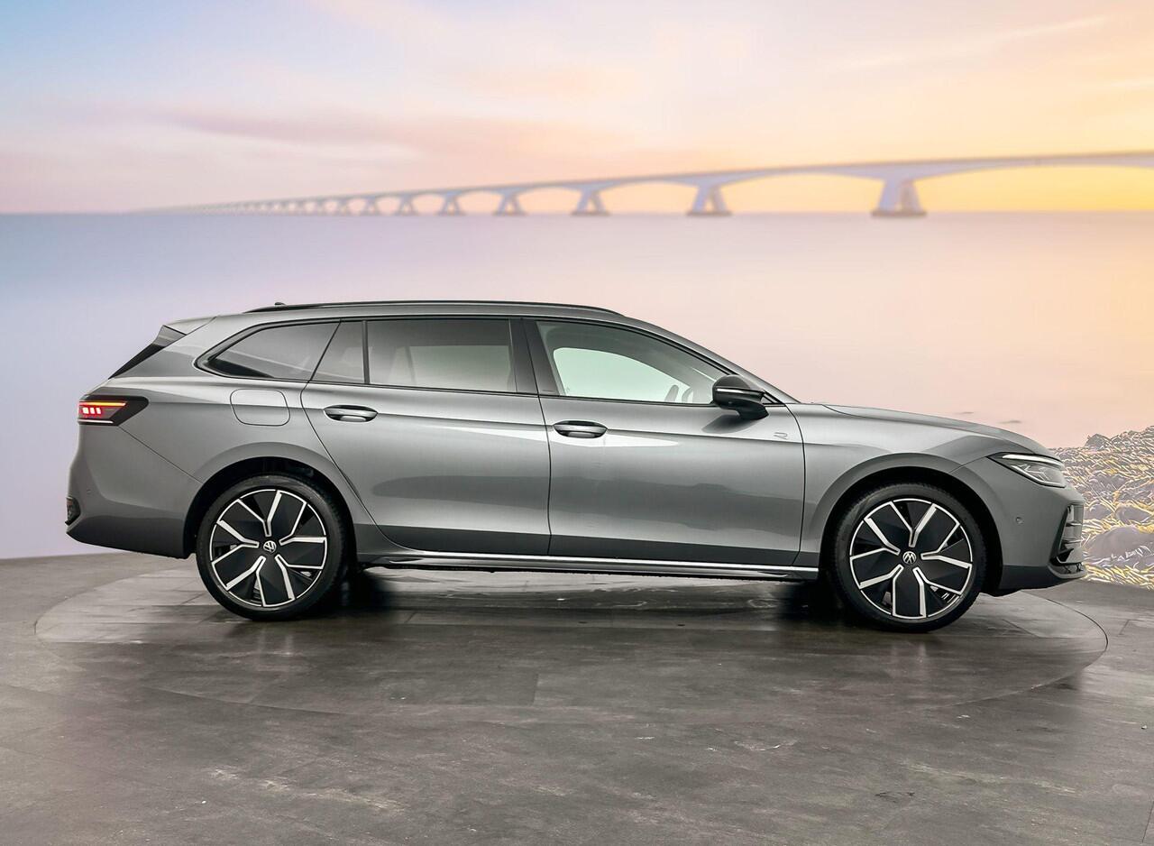 Volkswagen PASSAT R-Line Edition Plug in Hybride 204 pk Black Style Plus Pakket