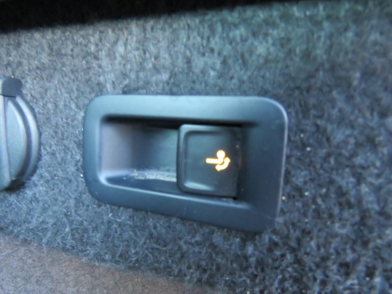 Volkswagen PASSAT 1.4 TSI PHEV GTE BNS / Trekhaak wegklap. / Camera / BOVAG garantie