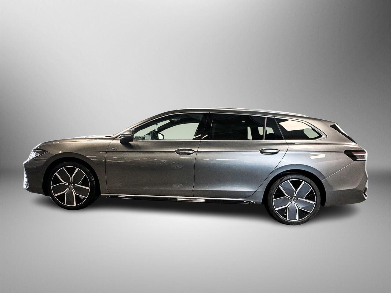 Volkswagen PASSAT Variant 1.5 150pk eTSI R-Line Edition App-Connect Wireless | Panoramadak | Achteruitrijcamera