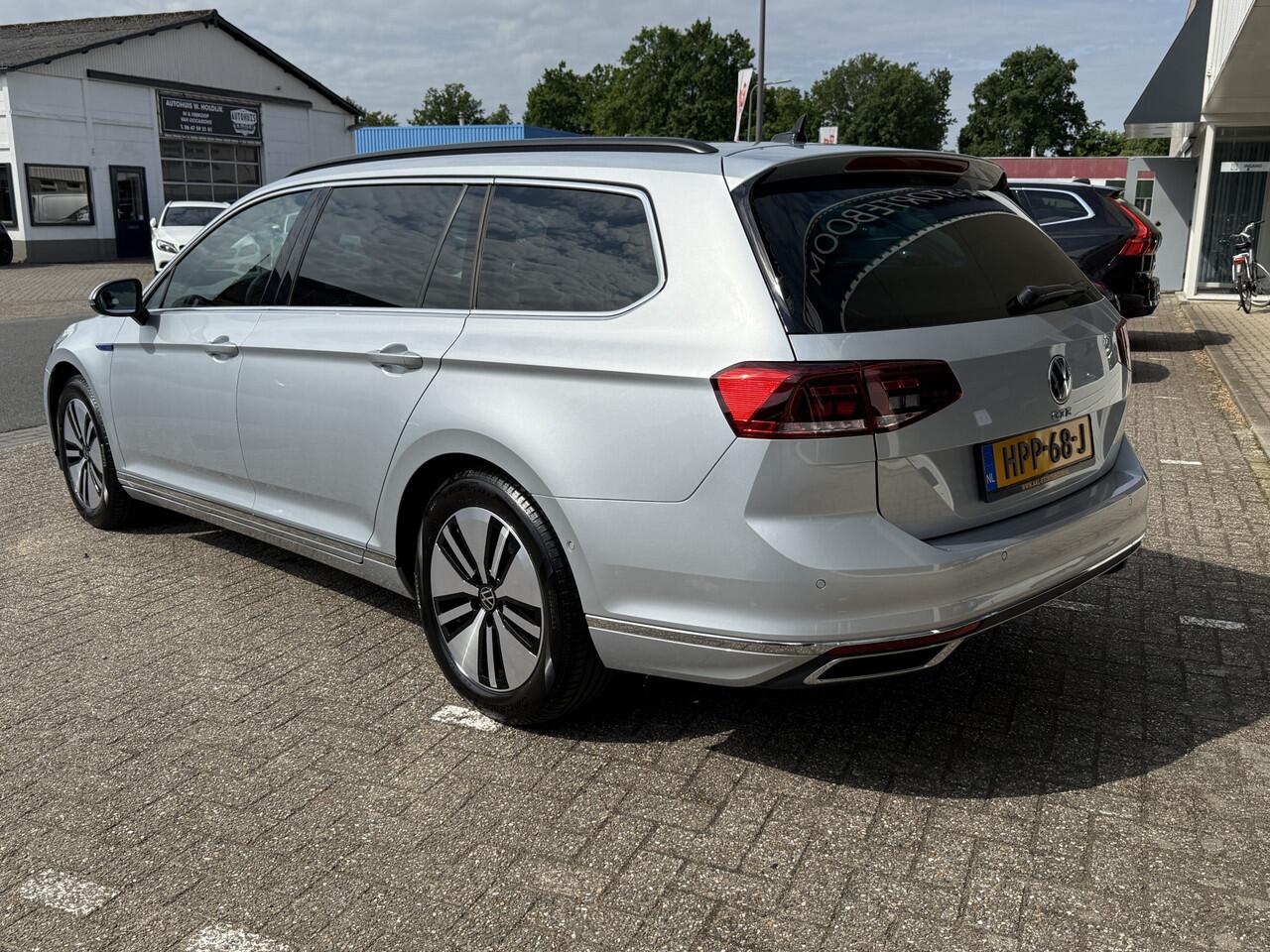 Volkswagen PASSAT Variant 1.4 TSI PHEV GTE Business LED | Massagestoel | DAB | Apple Carplay | Adapt. Cruise | PDC v+a incl. Camera | Stoelverwarming