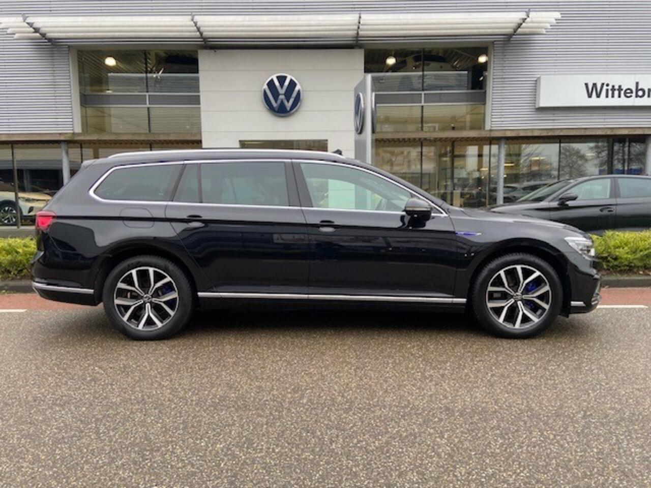 Volkswagen PASSAT Variant 1.4 TSI PHEV GTE Business / PANODAK / 17"LMV / CAMERA / NAVI / APP.Connect