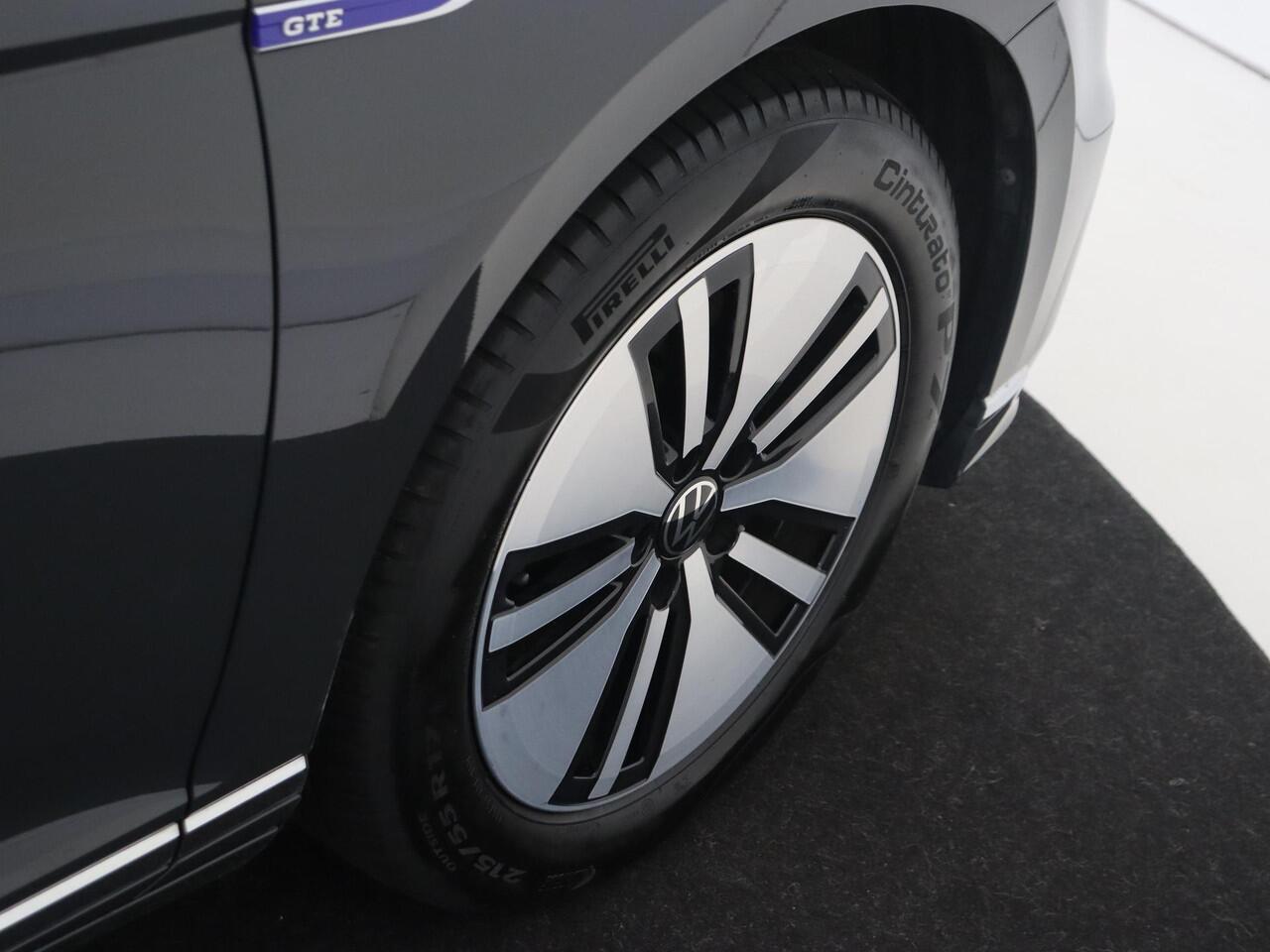 Volkswagen PASSAT 1.4 TSI PHEV GTE Business | SoH 97% | Achteruitrijcamera | 3-zone airco | Adaptieve cruise control | CarPlay | Stoelverwarming | Navigatie |