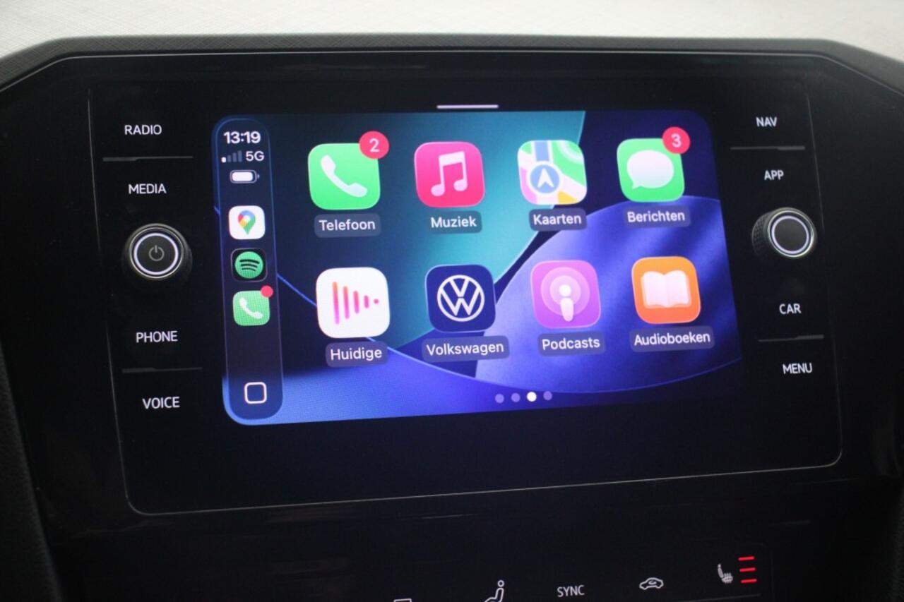 Volkswagen PASSAT Variant 1.4 TSI PHEV GTE Business - Carplay, Navi, Camera, Cruise, Stoelverw. Trekhaak, Massage