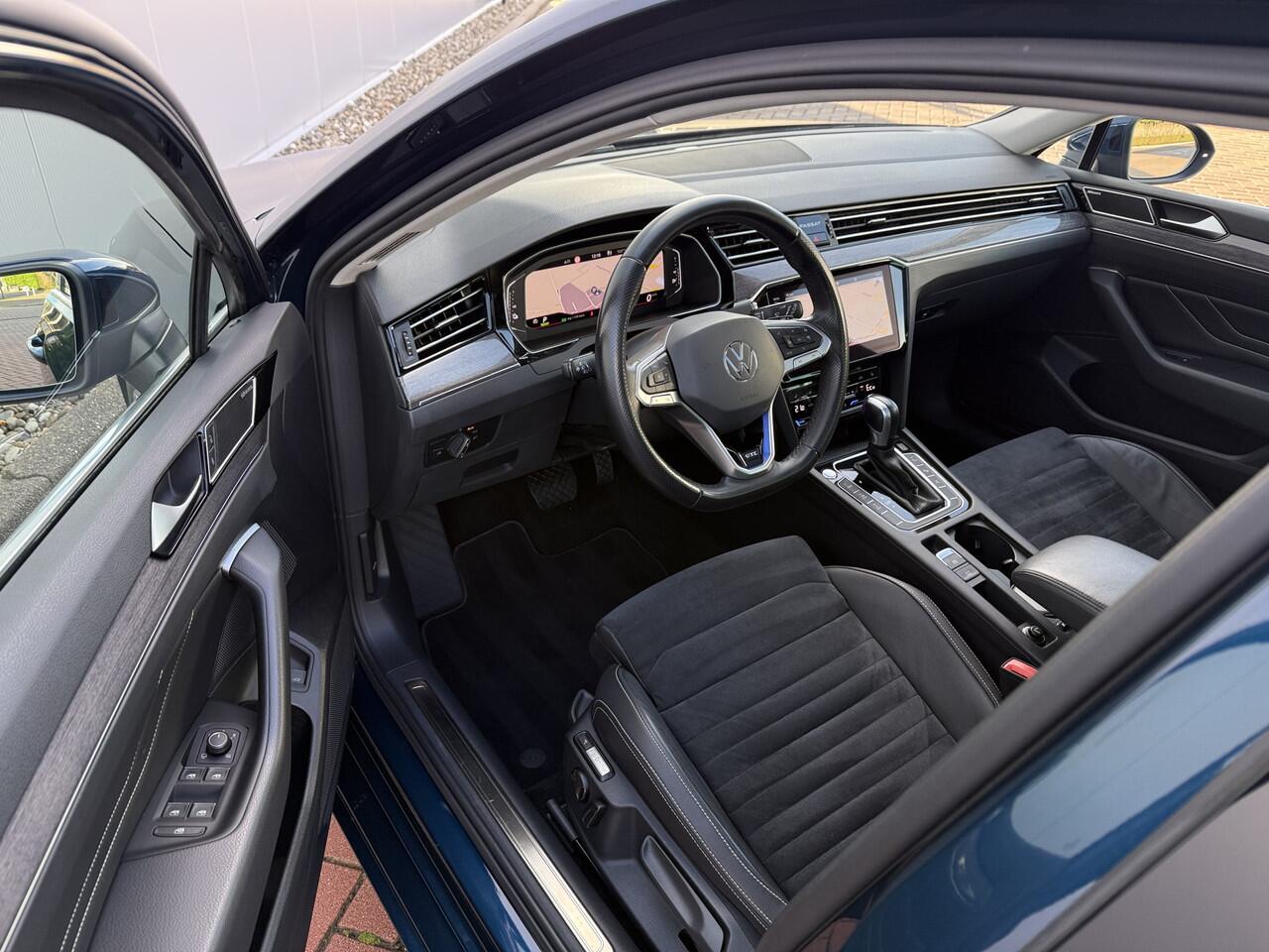 Volkswagen PASSAT Variant 1.4 TSI PHEV 218pk GTE | Pano | Dynaudio | Trekhaak