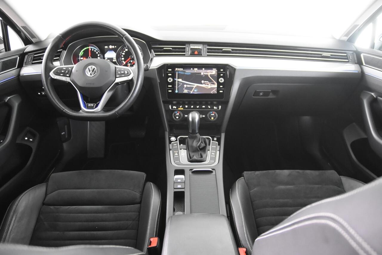 Volkswagen PASSAT Variant 1.4 TSI PHEV GTE Highline *1ste Eigenaar*Leer*Navigatie*Trekhaak*