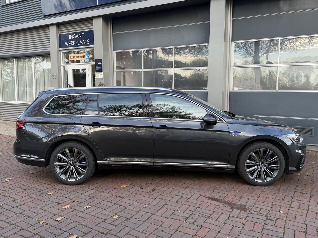 Volkswagen PASSAT Variant 1.4 TSI PHEV GTE Business Navigatie Apple Carplay/Android Auto Camera Parkeersensoren Stoelverwarming Climate Control