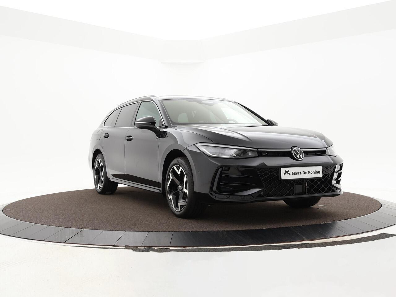 Volkswagen PASSAT Variant 1.5 eHybrid 272pk PHEV DSG R-Line Edition · Trekhaak wegklapbaar · Keyless · Massage · Camera · Elek. Achterklep · 18'' Inch · TOPDEAL