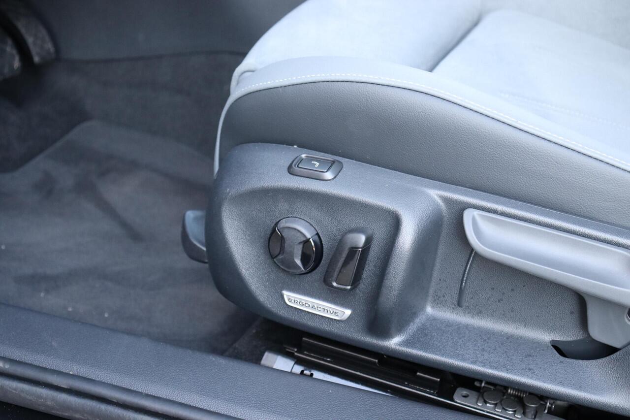 Volkswagen PASSAT Variant 1.5 eTSI Business Premium-pakket,virtual cockpit,head-up,