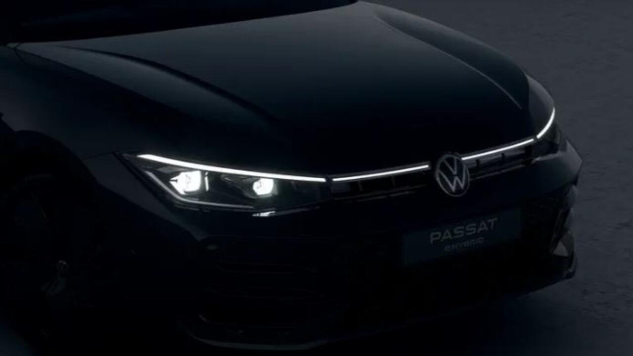Volkswagen PASSAT Variant !!!¤ 5.000 Inruilpremie!!! 1.5 eHybrid R-Line Business !!!Profiteer ook van 5.000 euro inruilpremie!!!