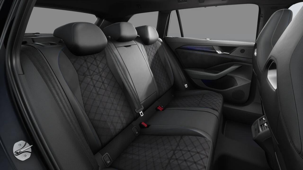 Volkswagen PASSAT Variant 1.5 eHybrid 272 6DSG R-Line Edition Automaat