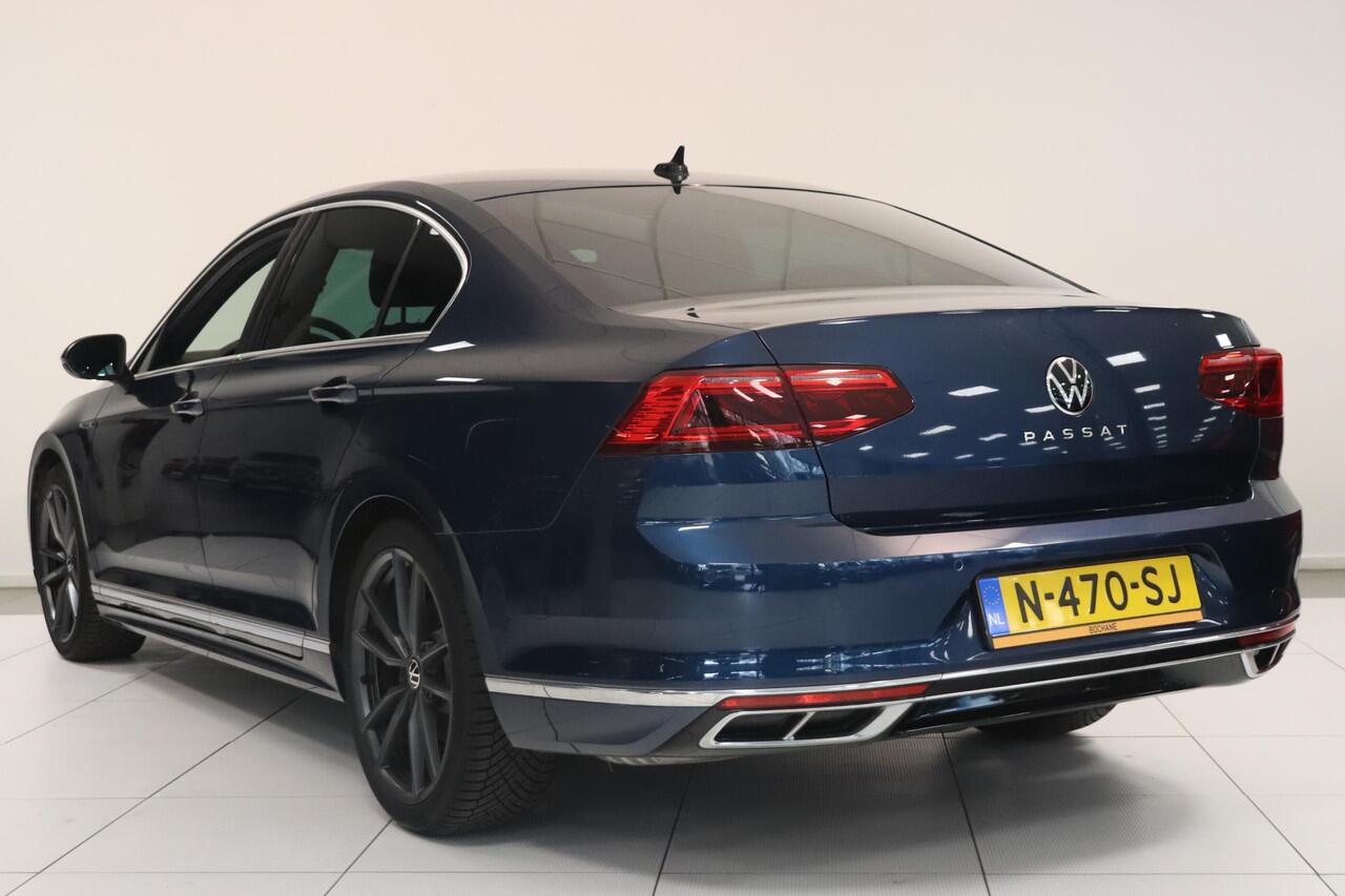 Volkswagen PASSAT 1.5 TSI R-Line Business + | Camera | Comfort stoelen | Navigatie | Stoelverwarming | AppleCarplay AndroidAuto |