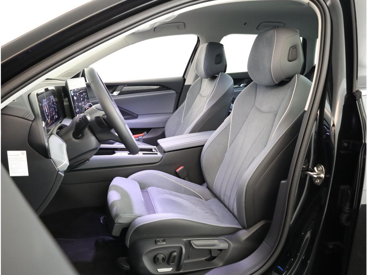 Volkswagen PASSAT Variant 1.5 eTSI Business 150pk DSG| Navi| 18'LM-velgen| Camera| Dodehoek detectie