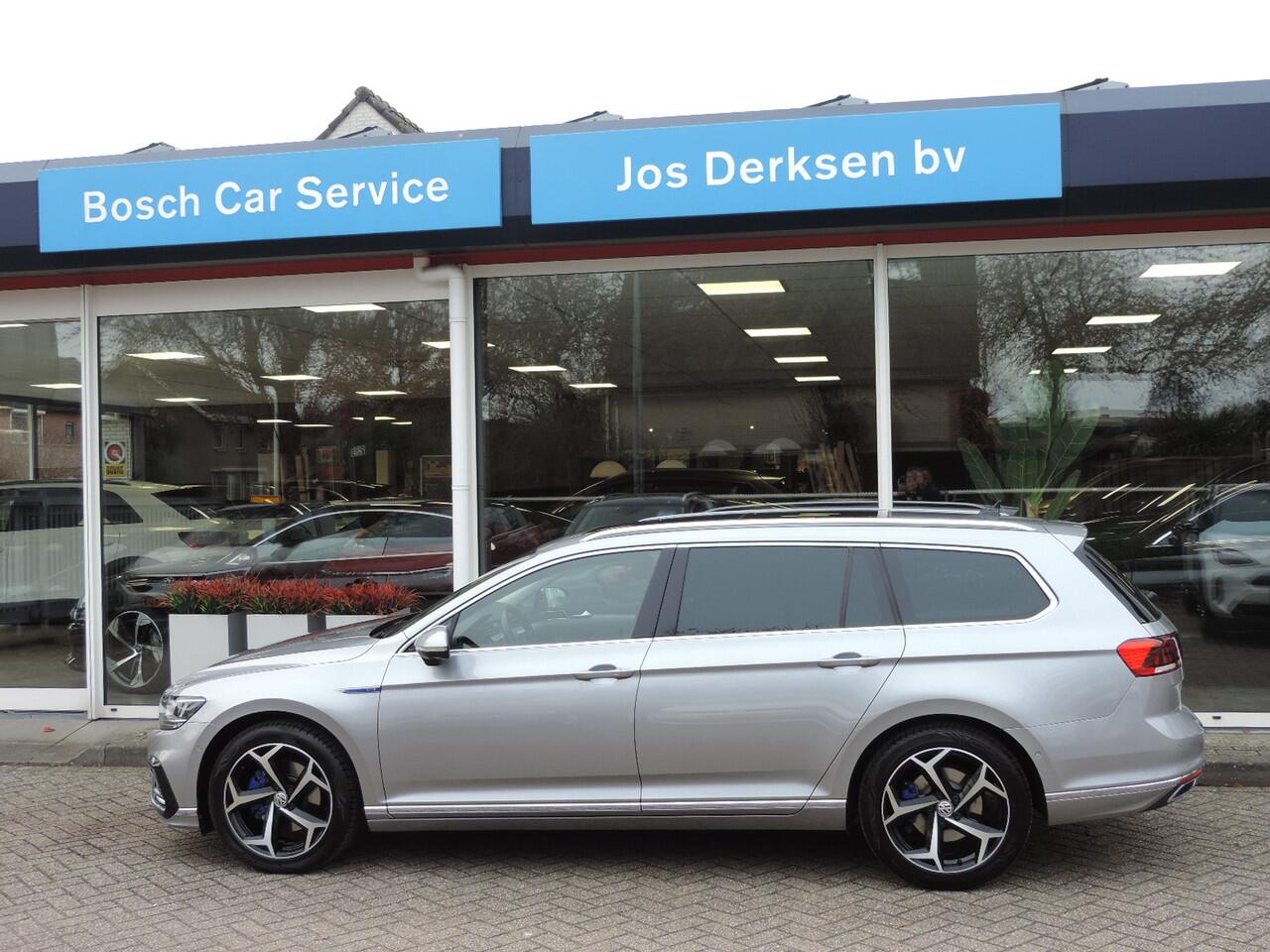 Volkswagen PASSAT Variant 1.4 TSI PHEV GTE Business - Pano | 360 Camera | Massage | Elektr. klep | ACC | CarPlay | Dodehoek