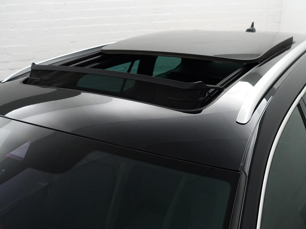 Volkswagen PASSAT Variant 1.5 TSI R-Line Business + Aut- Ergo Comfort, Panoramadak, Acc Cruise, Carplay, Android Auto, Keyless