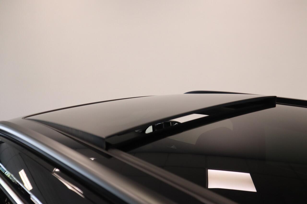 Volkswagen PASSAT Variant 1.4 TSI PHEV GTE Business Panoramadak Full-led Trekhaak