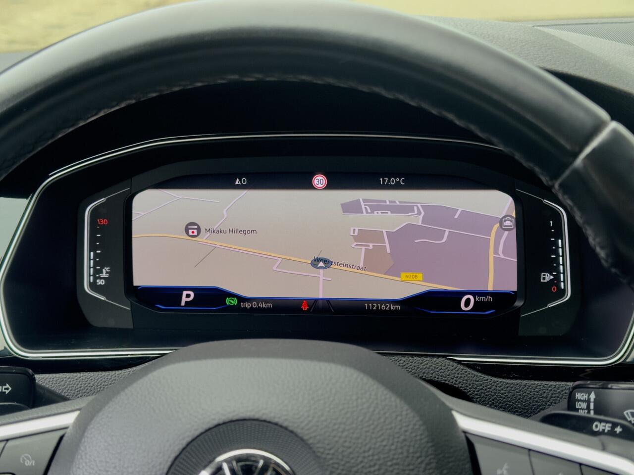 Volkswagen PASSAT 1.5 TS ACTIE! BETAAL NU 50% 11450 DE REST IN 2JR RENTEVRIJ FINANCIEREN