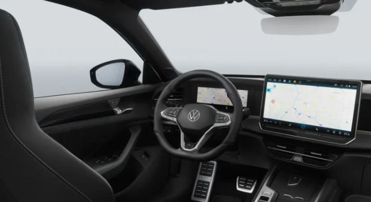 Volkswagen PASSAT Variant !!!¤ 5.000 Inruilpremie!!! 1.5 eHybrid R-Line Business !!!Profiteer ook van 5.000 euro inruilpremie!!!