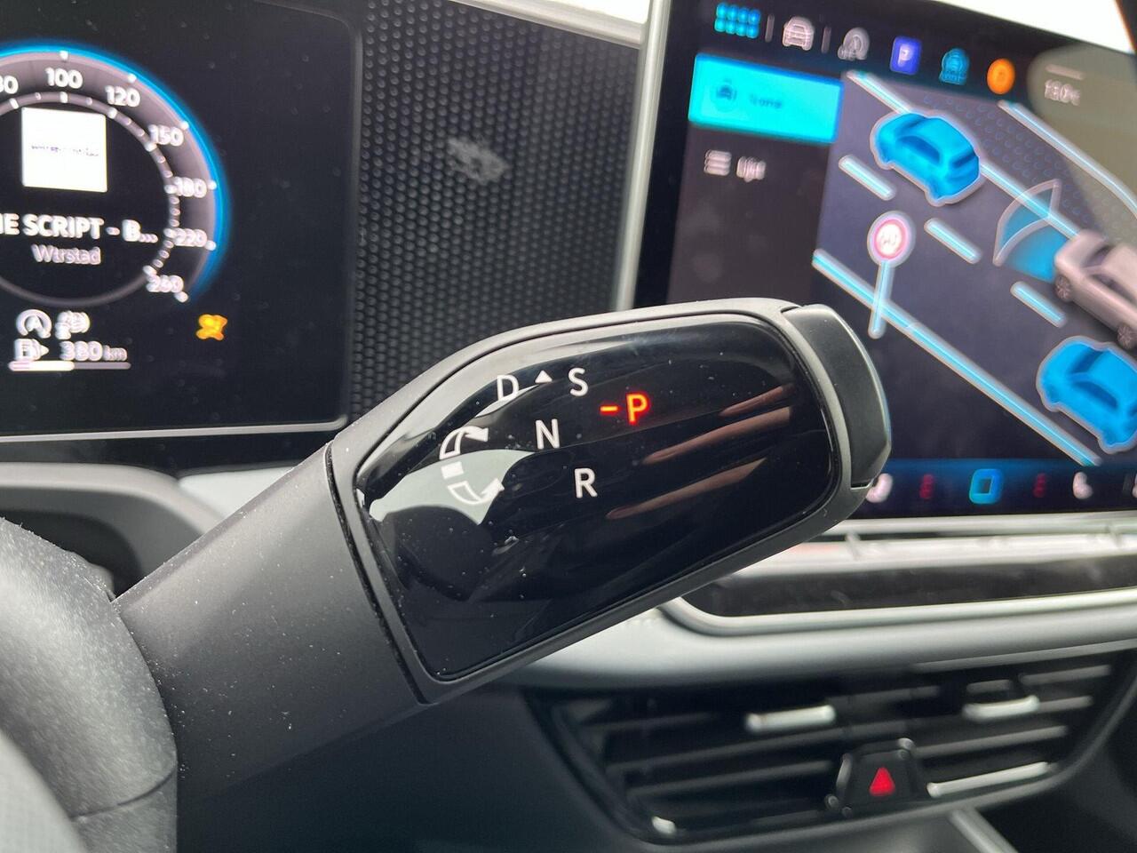 Volkswagen PASSAT Variant 1.5 eTSI Business | 150Pk | Trekhaak | ERGO Massage | ACC | Automaat |