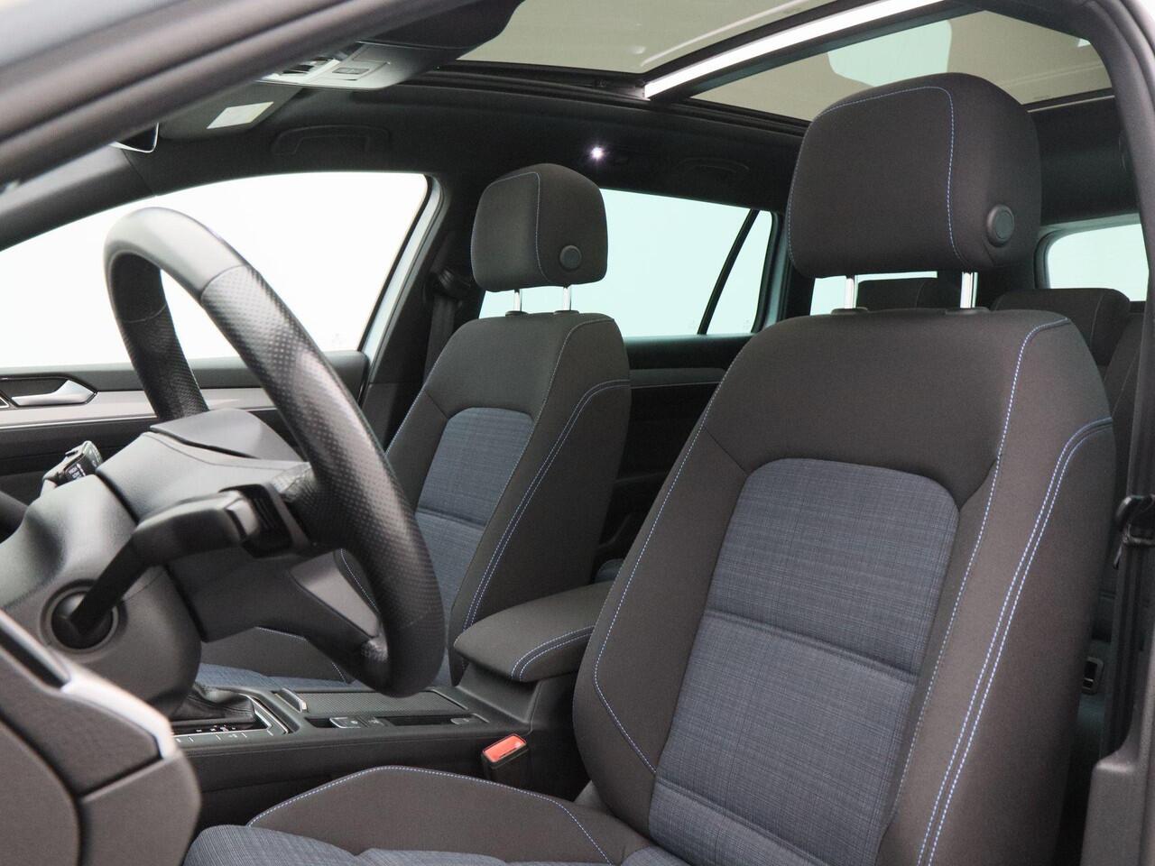 Volkswagen PASSAT Variant 1.4 TSi 218 Pk Automaat PHEV GTE Business | Panoramadak | Full LED | 18 Inch | Camera | CarPlay | Stoelverwarming | 87.680 Km!!