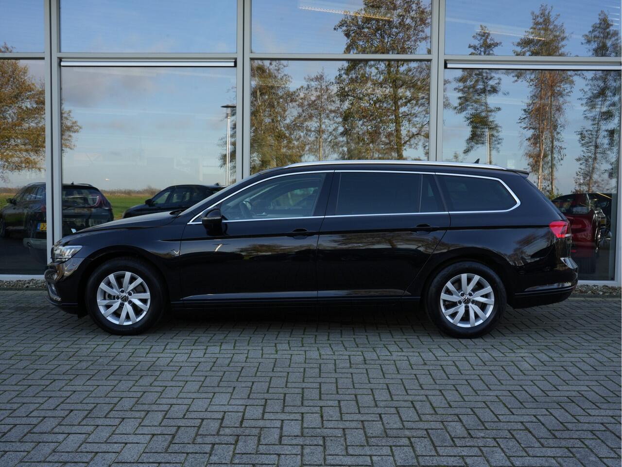 Volkswagen PASSAT Variant 1.5 TSI Business | Navigatie | Travel Assist | ACC | Climate Control | Android/Apple Carplay