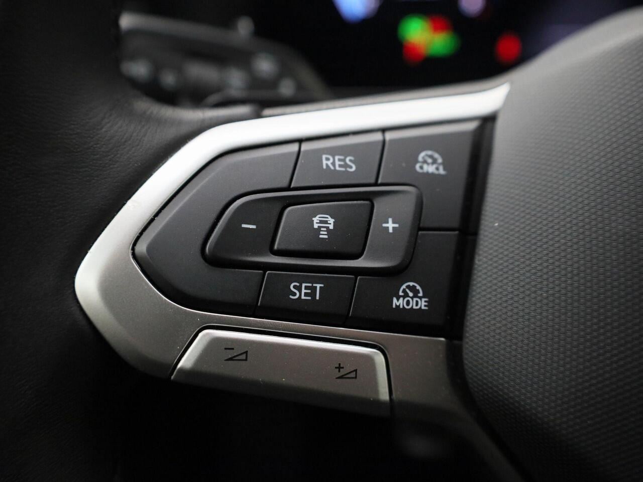 Volkswagen PASSAT Variant 1.5eTSI/150PK DSG Business · Camera · Navigatie · Apple/Android Car Play · Trekhaak · Garantie tot februari 2027