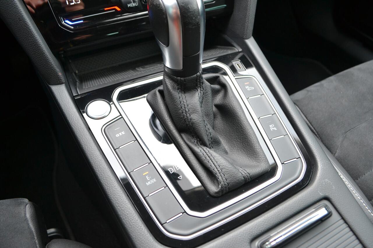 Volkswagen PASSAT Variant 1.4 TSI PHEV GTE AUTOMAAT