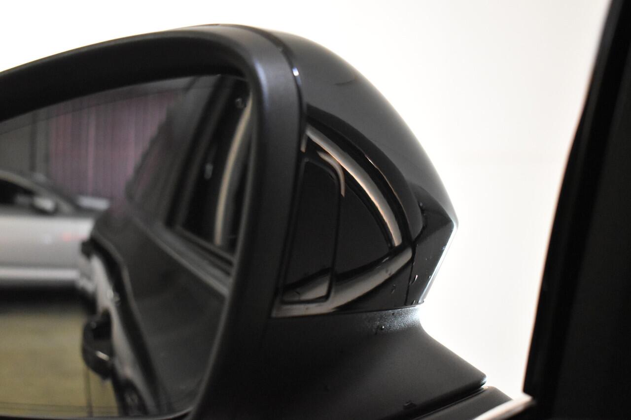 Volkswagen PASSAT Variant 1.5 eTSI 150PK DSG BUSINESS 360-CAMERA/ALCANTARA/TREKHAAK****