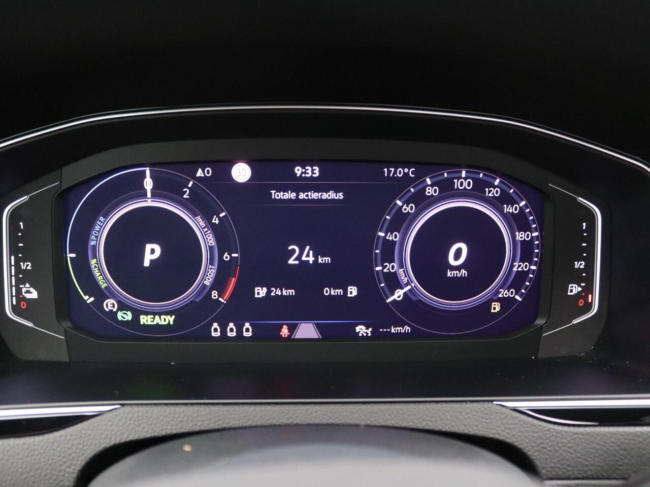 Volkswagen PASSAT Variant 1.4 TSI PHEV GTE Business 218PK DSG Leder, Pano-Schuifdak, Trekhaak, Achteruitrijcamera, Keyless, Side Assist, Stoel-Stuurverwarming, 18" LM Velgen, Adaptieve Cruise Control