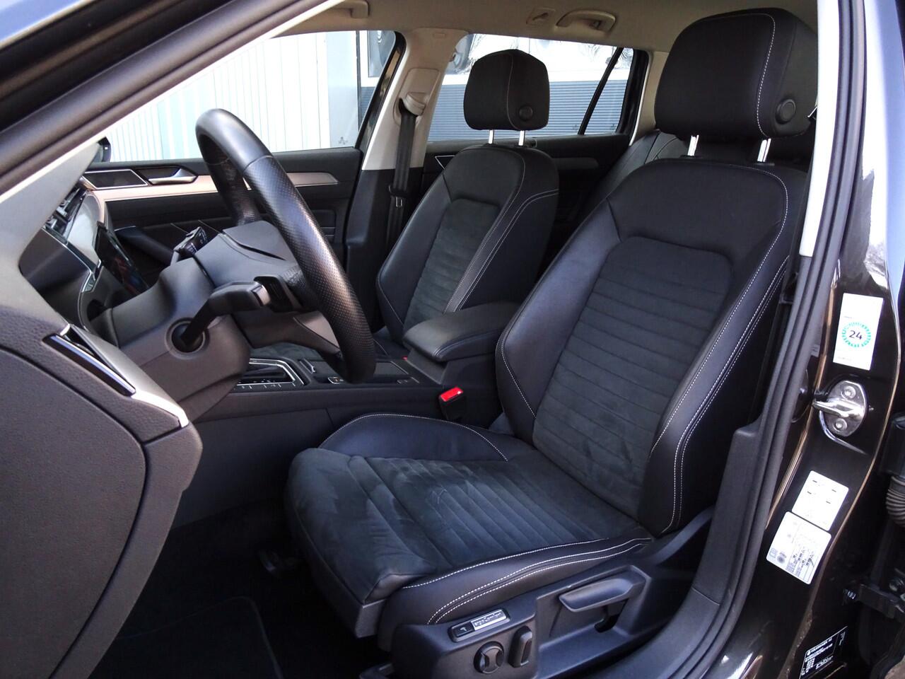 Volkswagen PASSAT Variant 1.4 TSI PHEV GTE Business | Elektrische trekhaak | Park Assist | Adaptive cruise | Ergocomfort stoel | 360 cam | Achteruitrijcamera | Lederen bekleding / alcantara bekleding | DAB | Apple CarPlay | Lane Assist | Side Assist | Elektrisch bedienbare