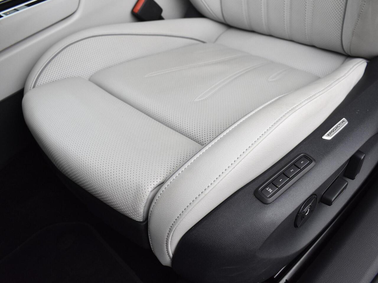 Volkswagen PASSAT Variant 1.5 272pk DSG eHybrid Elegance Business · Leder · Massage · Stoelventilatie · Elek. Trekhaak · Elek. Achterklep · Apple/Android Car Play · Navigatie · 18'' Inch ·