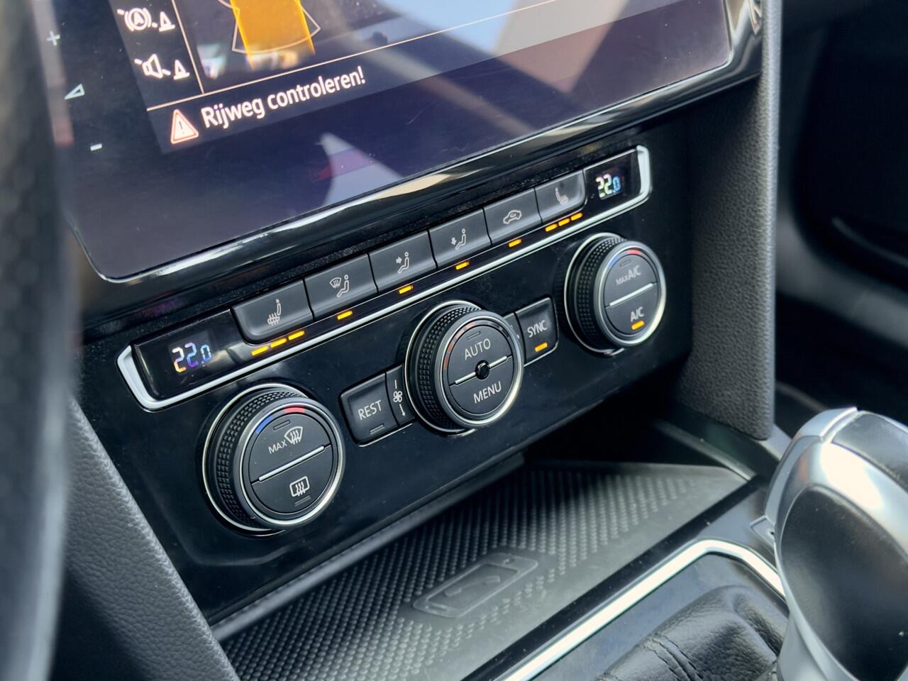 Volkswagen PASSAT Variant 1.4 TSI AUT7 PHEV GTE BUSINESS. PANODAK NAVI CAMERA VIRTUAL-DASH HEADUPP APPLE-CARPLAY LED LMV PDC