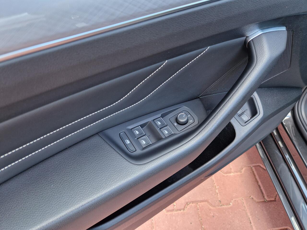 Volkswagen PASSAT Variant 1.4 TSI PHEV GTE Business 12MND BOVAG GAR | ECC | NAVI | CARPLAY | PANO | TRH. AFN | ACC | LMV 19"