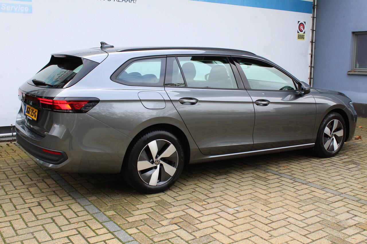 Volkswagen PASSAT Variant 1.5 eTSI 150 pk | Incl. 12 maanden Garantie | Stoel/stuur verwarming | Achteruitrijcamera | Adaptive cruise controle | Dodehoekdetectie | Parkeersensoren V+A | Navigatie | Apple CarPlay/Android Auto | Draadloze telefoonlader | Climate controle | L