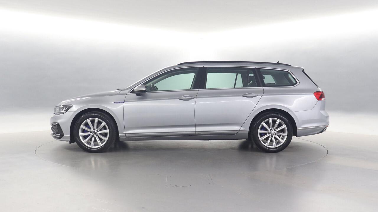 Volkswagen PASSAT Variant GTE 1.4 TSI eHybrid 218pk PHEV Business / Travel Assist / Navigatie / Massage