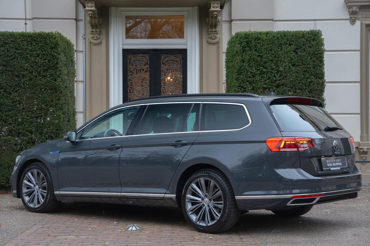 Volkswagen PASSAT Variant 1.4 TSI PHEV GTE PANO | STANDKACHEL | KEYLESS | CAMERA | MASSAGE