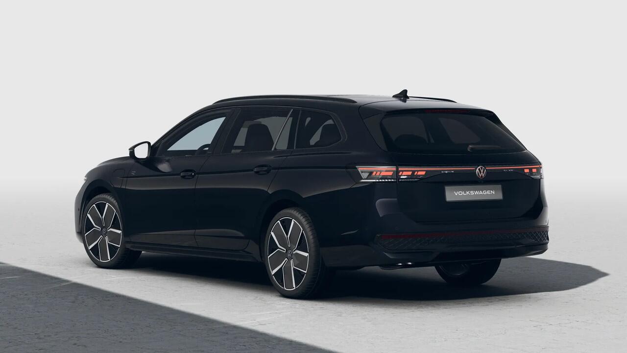 Volkswagen PASSAT Variant 1.5 eHybrid 272 6DSG R-Line Edition Automaat