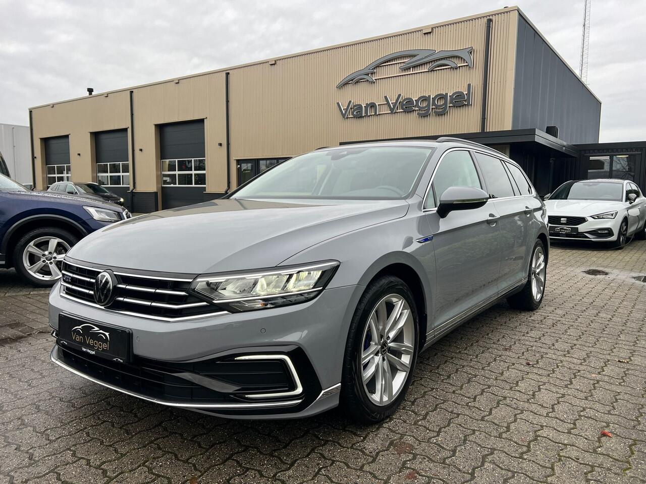 Volkswagen PASSAT Variant 1.4 TSI PHEV GTE trekhaak, navi, cruise, camera