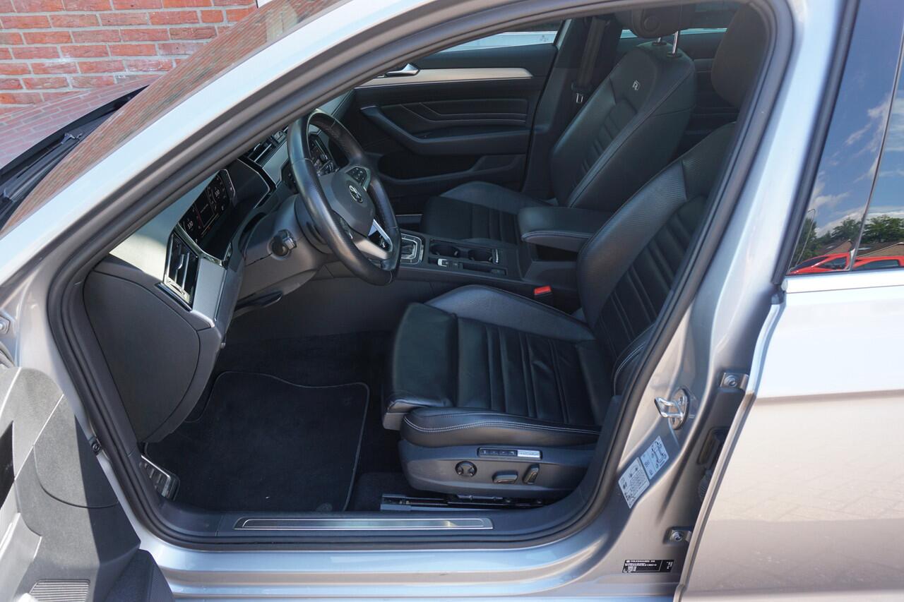 Volkswagen PASSAT Variant 1.5 TSI DSG Elegance Business R-Line Trekhaak | Camera | Pano * All in prijs *