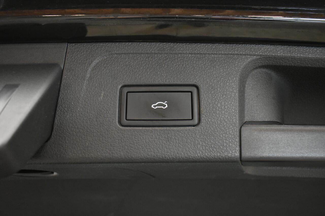 Volkswagen PASSAT PHEV GTE Virtual Disc pr Navi Head-Up elTrekh+aKlep Pano Camera Dodeh Detec