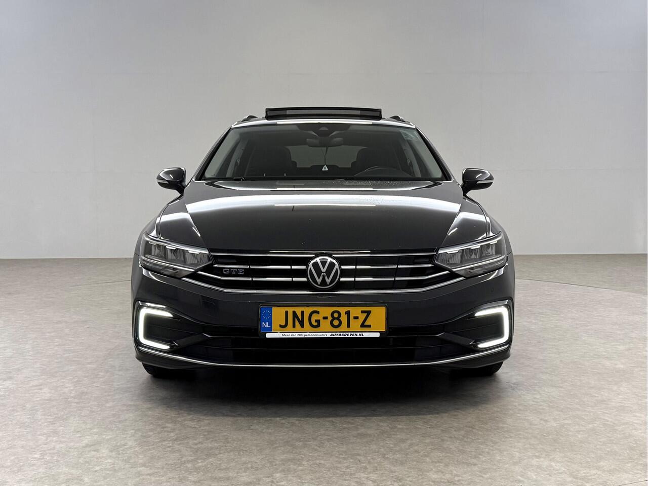 Volkswagen PASSAT Variant 1.4 TSI PHEV GTE | SOH 90% | Pano | Adap. Cruise | Virtual | Massage | Stoelverw. | Camera | Keyless