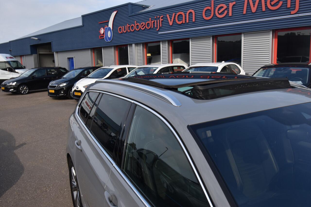 Volkswagen PASSAT Variant 1.5 TSI R-Line Business + , VIRTUAL COCKPIT , A UITRIJ CAM , LED KOPL , PANORAMADAK ,