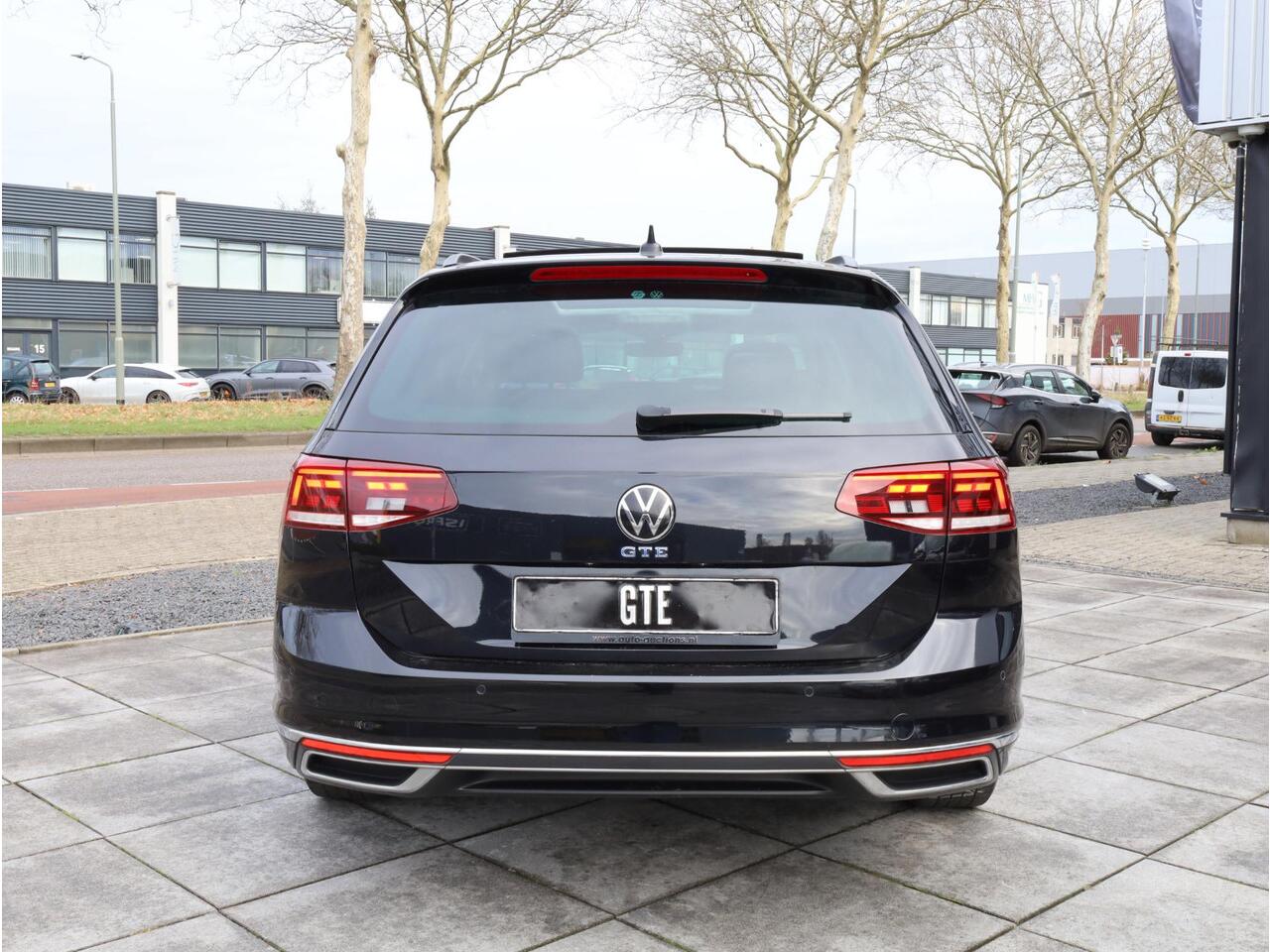 Volkswagen PASSAT Variant GTE 1.4 TSI PHEV 218PK | Panodak | Virtual | Achteruitrijcamera | Elektrische kofferklep | Getint Glas | Carplay/Android |