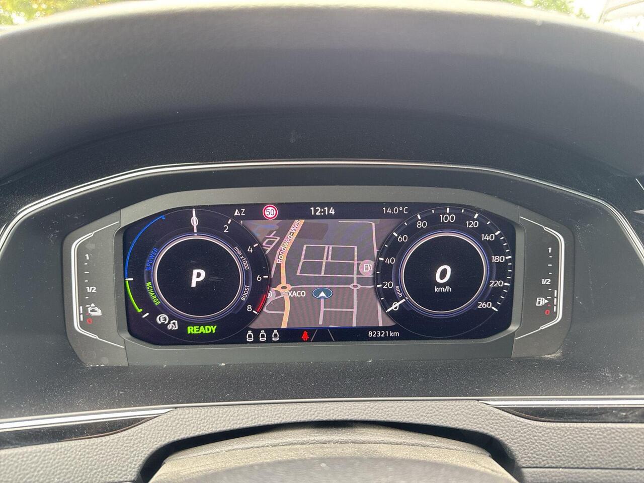 Volkswagen PASSAT Variant 1.4 TSI PHEV GTE Business | 99% SOH | 218 pk | Trekhaak | Pano Dak | ERGO Massage | App Connect |