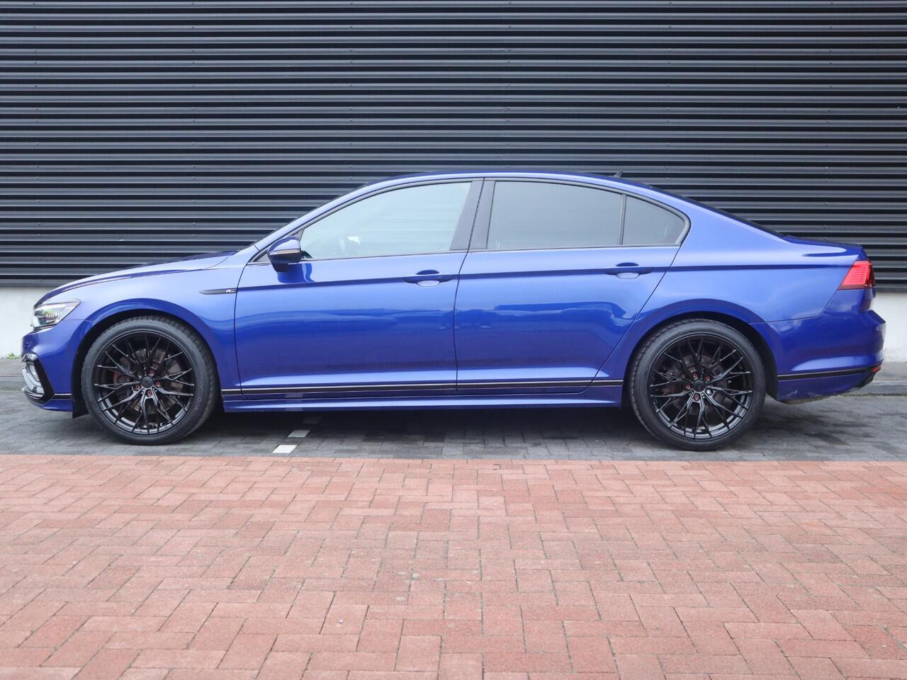 Volkswagen PASSAT 2.0 TSI 4Motion Elegance Business R | 272PK Fabrieks af | NAP | Clima | Adapt. Cruise | Navi | Leder/Alcantara | PDC | LED | Stoelverwarming | Multimedia |